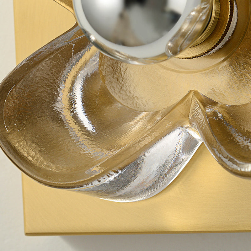Contemporary Luxury Brass Four-Leaf Clover Glass Shade 1-Light Wall Sconce Lamp For Living Room