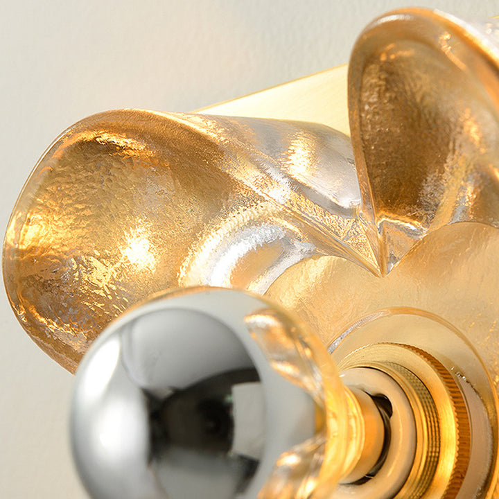 Contemporary Luxury Brass Four-Leaf Clover Glass Shade 1-Light Wall Sconce Lamp For Living Room