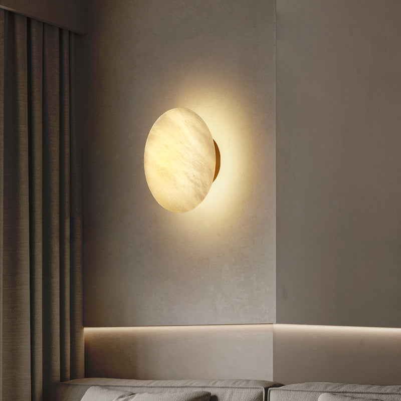 Applique murale LED ronde en marbre et cuivre contemporain pour salon 