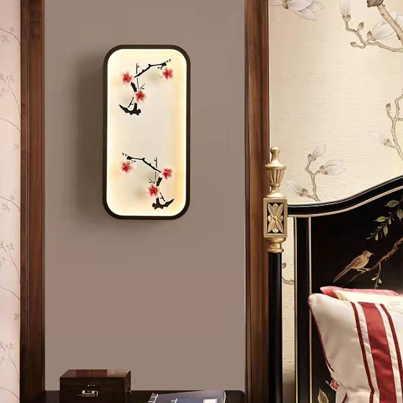 Traditionelle chinesische Lotusblatt-Pflaumenblüten-Eisen-Acryl-LED-Wandleuchte für Wohnzimmer 
