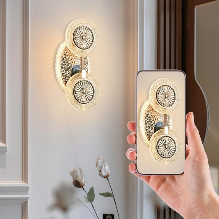 Zeitgenössische Luxus-Kristall-Diamantform-Acryl-LED-Wandleuchte für das Wohnzimmer 