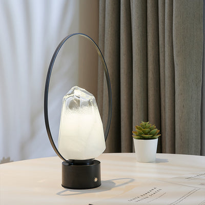 مصباح طاولة LED بظل زجاجي وحجر على شكل حلقة بيضاوية من النحاس USB بتصميم بسيط وحديث للدراسة 