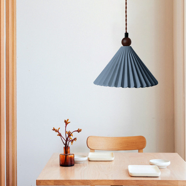 Suspension Luminaire Contemporain Rétro en Bois Massif avec Abat-Jour Conique en Céramique Plissée 1 Lumière pour Chambre 