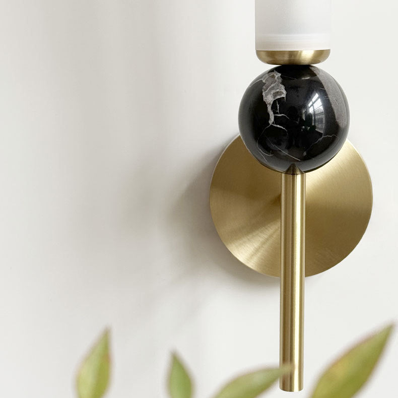 Lampe murale 1 lumière avec abat-jour acrylique en marbre cuivre moderne et luxueux pour chevet 