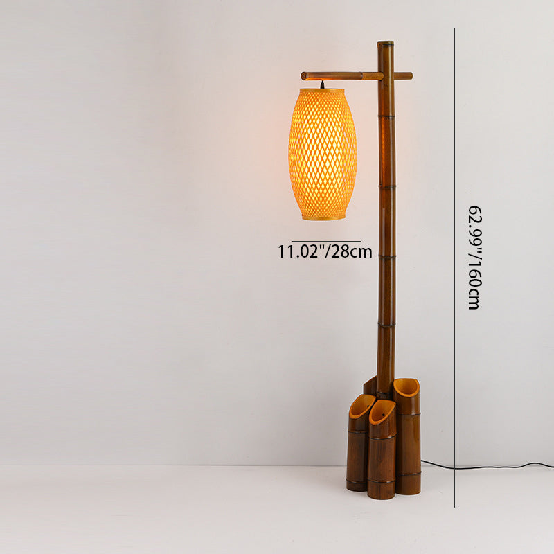 Traditionelle chinesische Bambusrohr-Weblaterne Schirm 1-Licht Stehlampe für Esszimmer 
