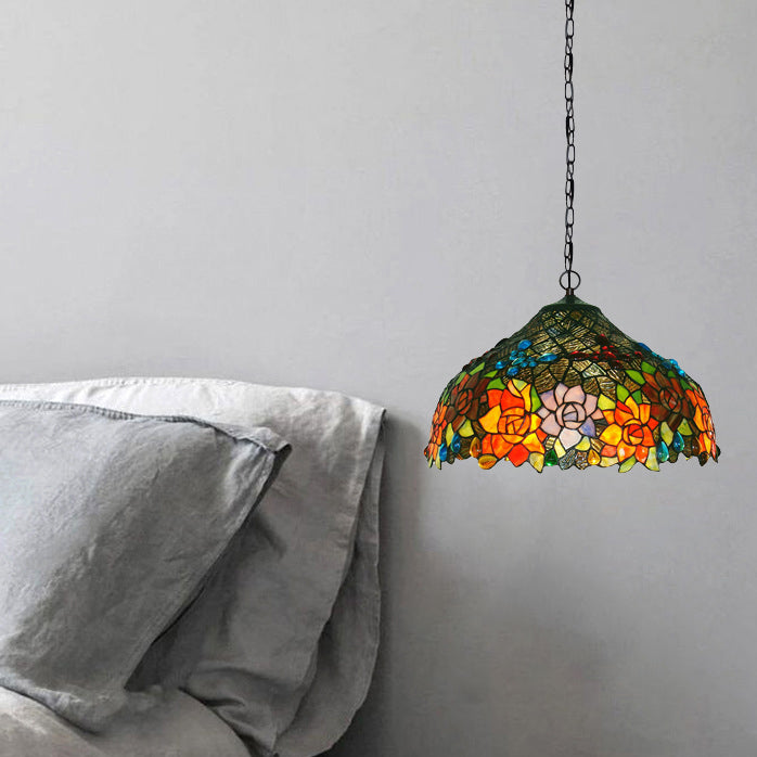 Lámpara de araña de 2 luces con pantalla de vidrio teñido de flor de rosa y mariposa Tiffany tradicional para sala de estar 
