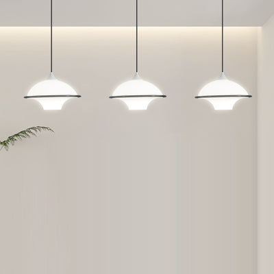 Zeitgenössische nordische Eisen-Glas-Fliegende-Untertasse-Schirm LED Pendelleuchte für das Schlafzimmer 