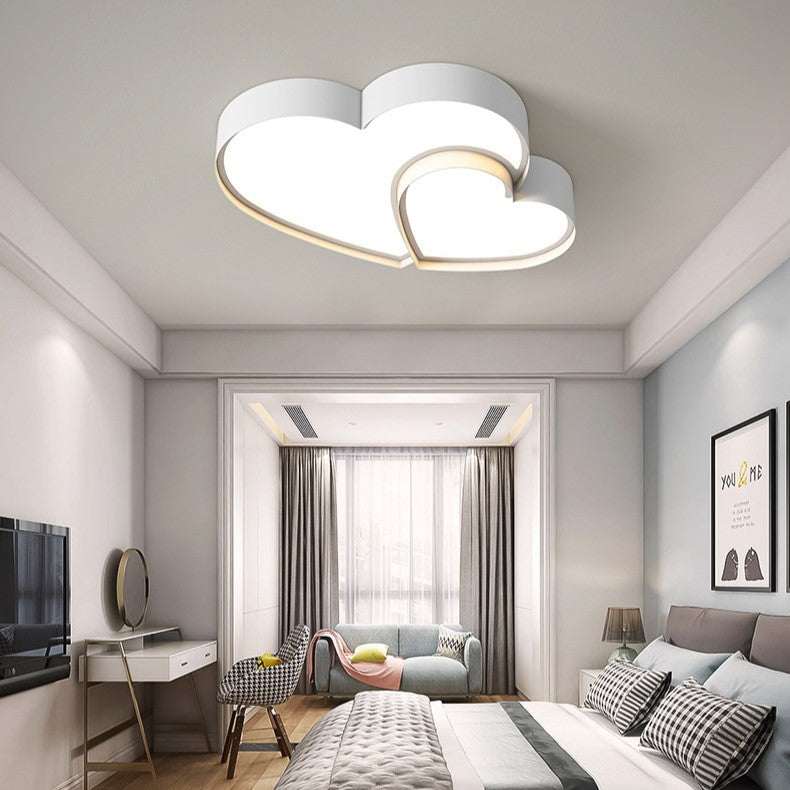 Zeitgenössische skandinavische Eisen-Acryl-Stern-Herzform LED Deckenleuchte für das Wohnzimmer 