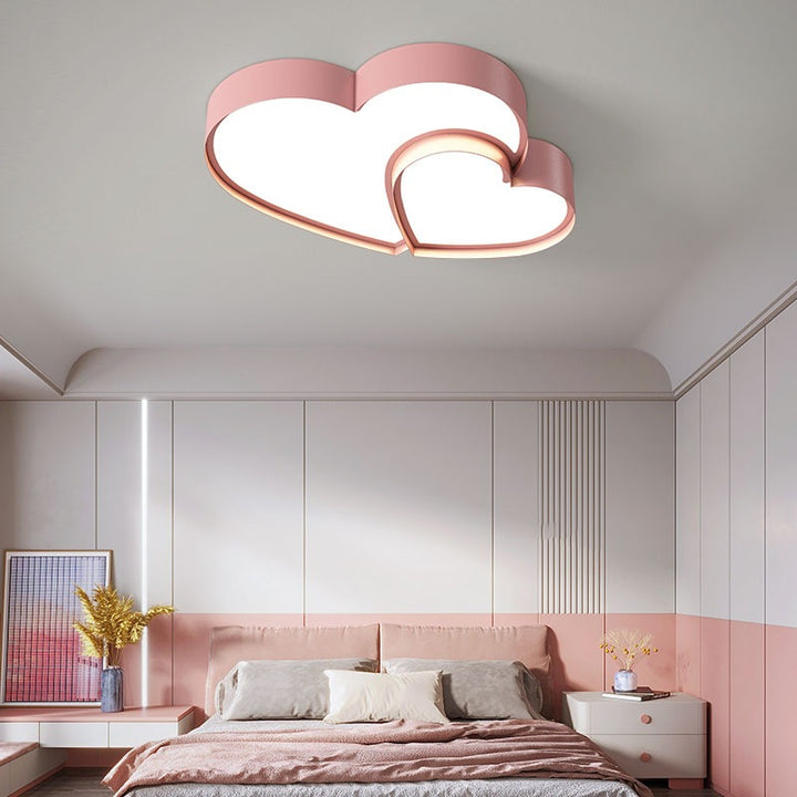 Zeitgenössische skandinavische Eisen-Acryl-Stern-Herzform LED Deckenleuchte für das Wohnzimmer 