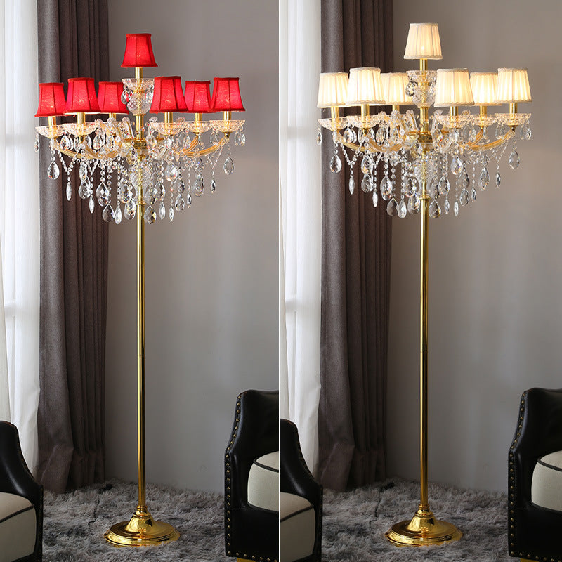 Lampadaire traditionnel européen à 7 lumières avec abat-jour plissé en tissu et candélabre en cristal pour maison et bureau 