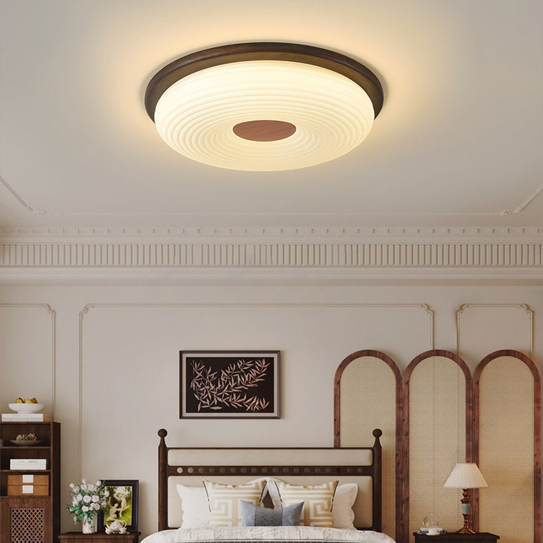Plafonnier LED en bois massif nordique contemporain avec abat-jour en acrylique en forme de nuage pour chambre 