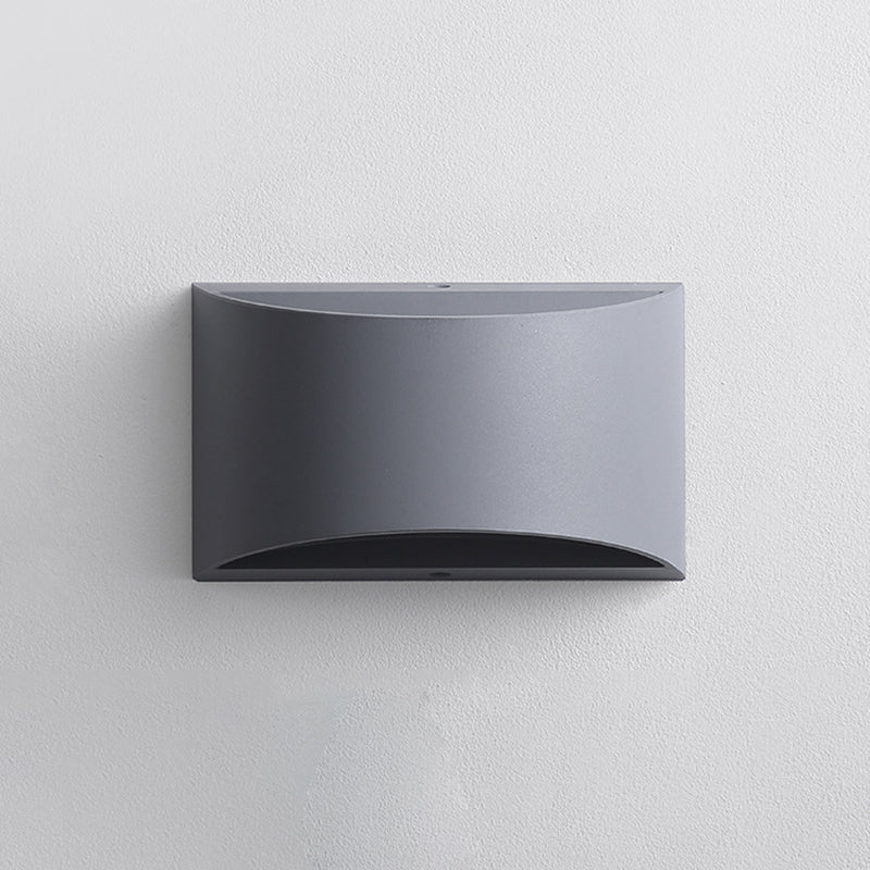Applique murale LED moderne minimaliste en aluminium courbé, éclairée de haut en bas, pour patio extérieur 