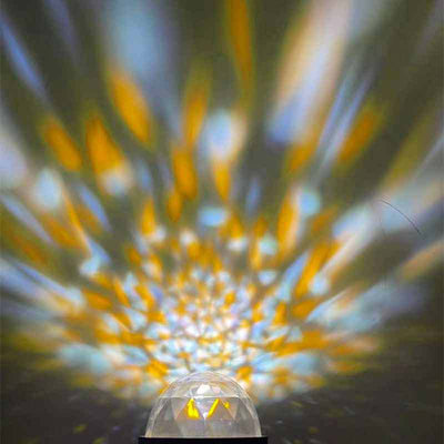 Projecteur mural solaire LED contemporain en aluminium industriel avec projection dynamique d'ondulations d'eau pour jardin 