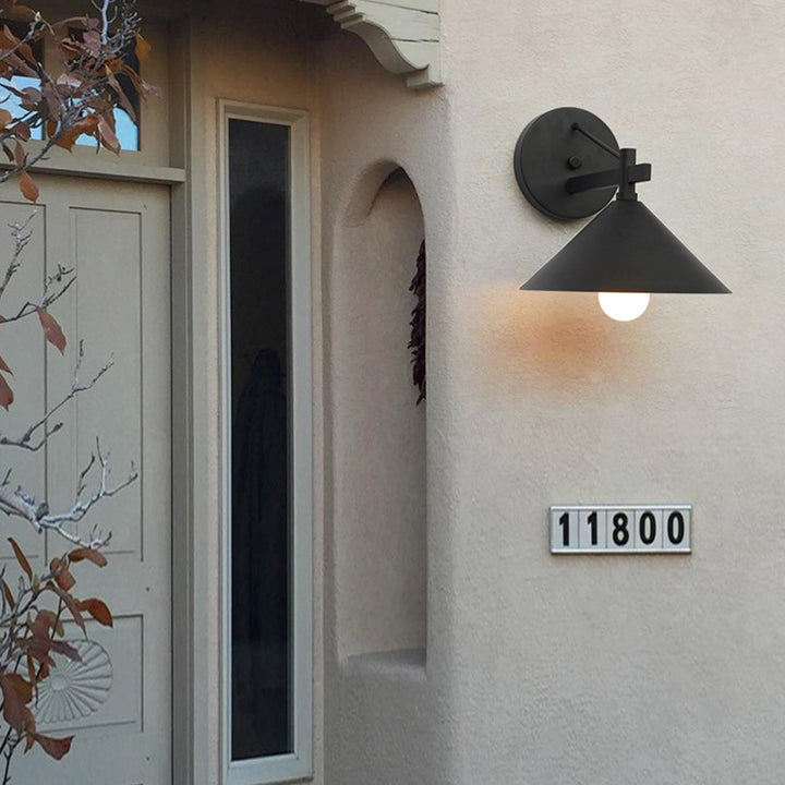 Lámpara de aplique de pared impermeable para exteriores con cono geométrico de hierro nórdico contemporáneo de 1 luz para jardín 