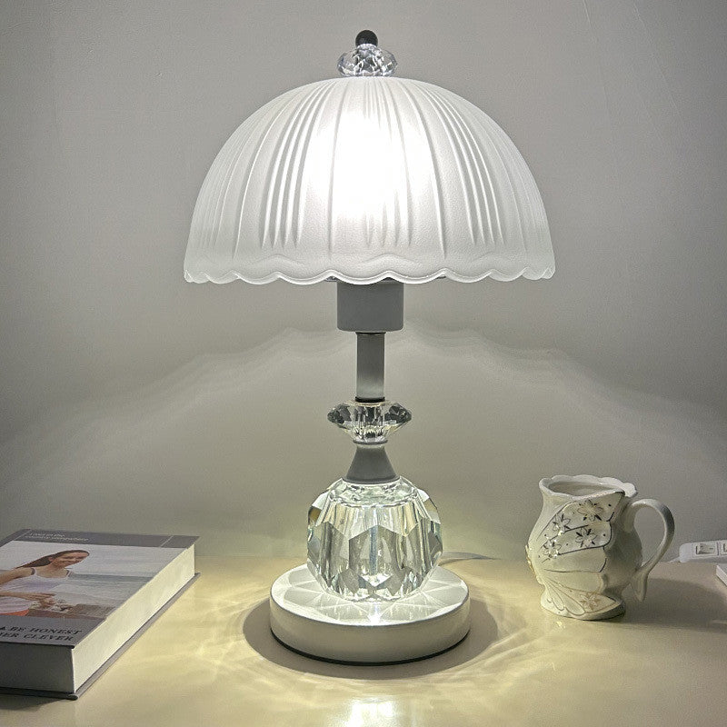 Zeitgenössische Luxus-Glaskuppel mit Metallbasis LED-Tischlampe für das Schlafzimmer 