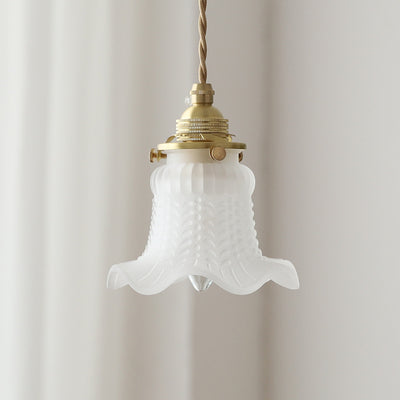 Traditionelle französische Messing-Blumenglas-Schirm 1-Licht-Pendelleuchte für das Schlafzimmer 