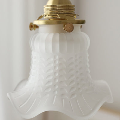 Traditionelle französische Messing-Blumenglas-Schirm 1-Licht-Pendelleuchte für das Schlafzimmer 