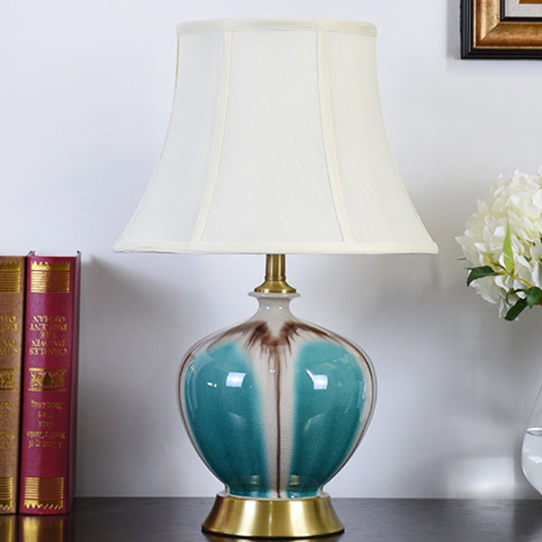Lampe de table à 1 lumière avec base en céramique et abat-jour en tissu plissé chinois traditionnel pour étude 