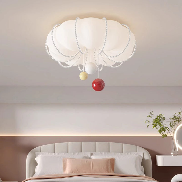 Plafonnier LED contemporain en forme de boule en fer avec abat-jour crème nordique moderne pour chambre 