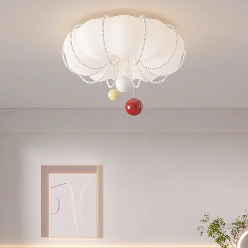 Plafonnier LED contemporain en forme de boule en fer avec abat-jour crème nordique moderne pour chambre 