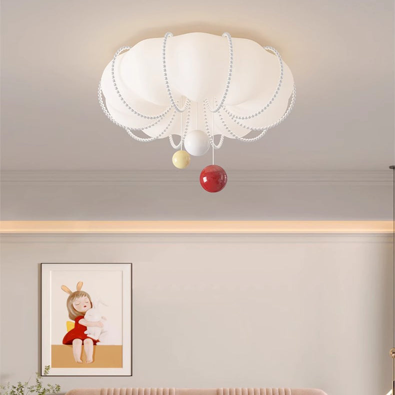 Plafonnier LED contemporain en forme de boule en fer avec abat-jour crème nordique moderne pour chambre 