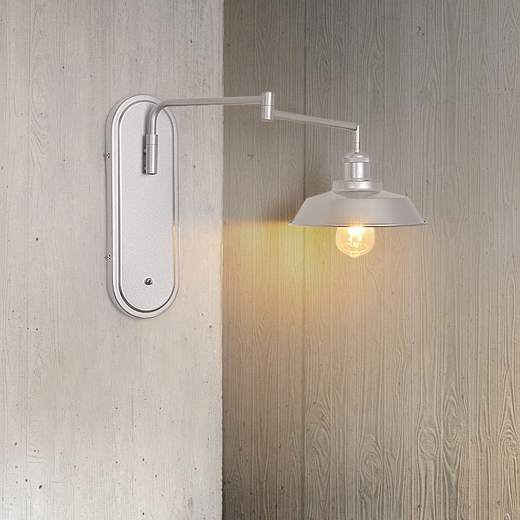 Zeitgenössische industrielle Eisenkegelschirm 1-Licht Wandleuchte für das Esszimmer 