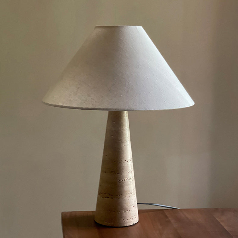 Lampe de table 1 lumière pour étude avec abat-jour conique en tissu japonais traditionnel et base en travertin jaune 