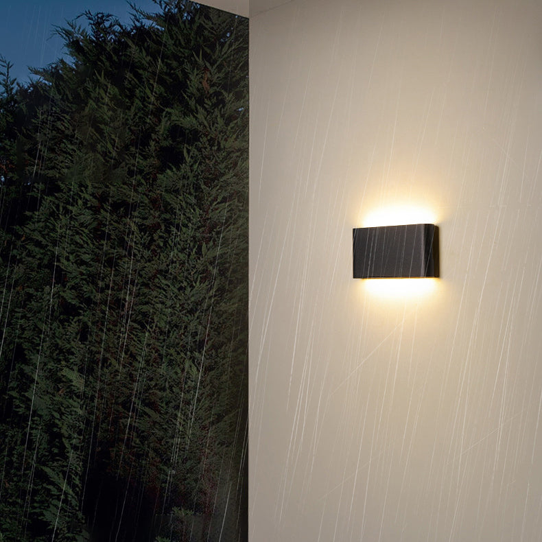 Lampe murale moderne minimaliste rectangulaire en aluminium étanche à LED pour patio extérieur 