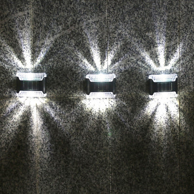 Applique murale extérieure LED rectangulaire en ABS solaire industrielle contemporaine avec éclairage vers le haut et vers le bas pour jardin 