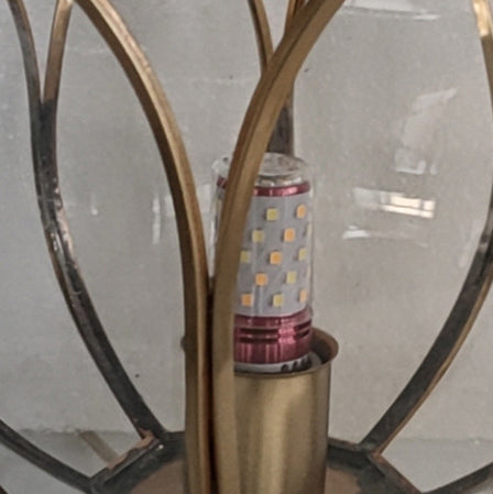Lanterne de jardin contemporaine avec abat-jour en verre en forme de lotus et base en cuivre à 1 lumière pour extérieur 