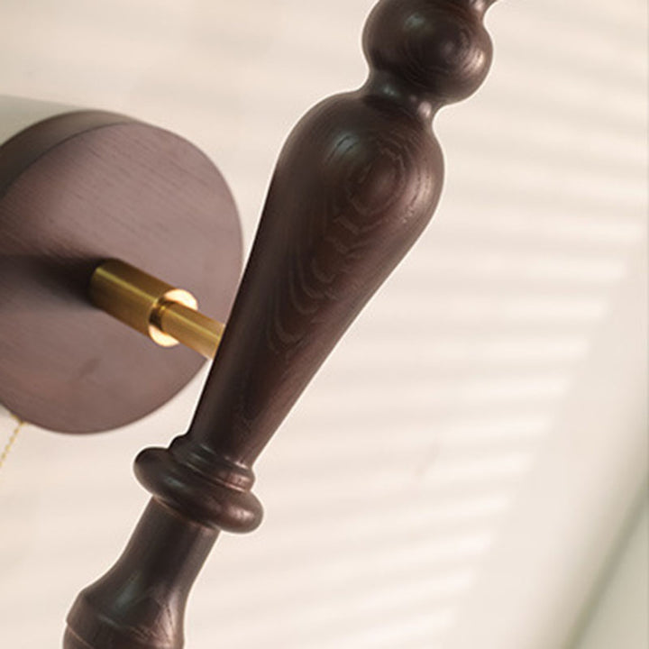 Applique murale 1 lumière en bois de frêne traditionnel français avec abat-jour en verre boule pour chambre 