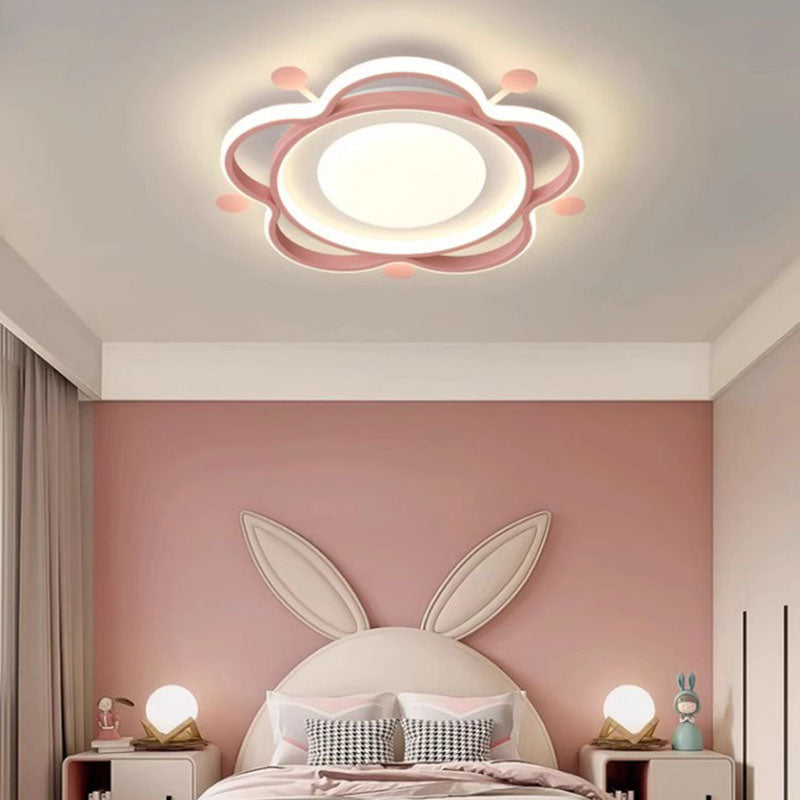 Lámpara de techo LED de montaje empotrado con pantalla de estrella acrílica de hardware nórdico contemporáneo para dormitorio 