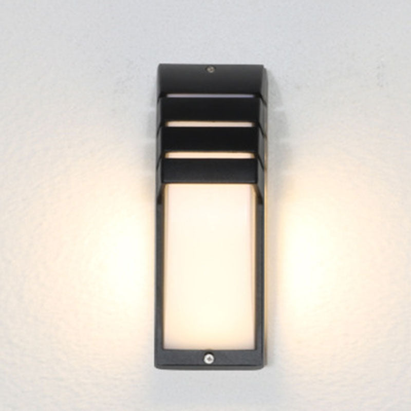 مصباح حائط خارجي مقاوم للماء LED بإحساس جسم الإنسان من الألومنيوم والأكريليك بتصميم بسيط ومعاصر لقوس للحديقة 