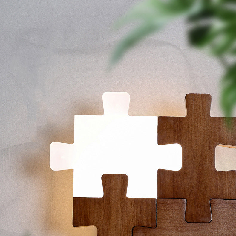 Traditionelle japanische Wandleuchte aus massivem Holz mit Acrylblock-Puzzle und LED für das Wohnzimmer 