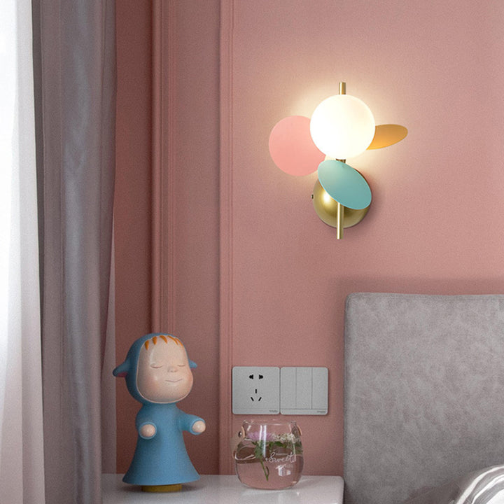 Applique murale 1 lumière en PVC avec abat-jour en verre boule scandinave contemporain pour salle à manger 