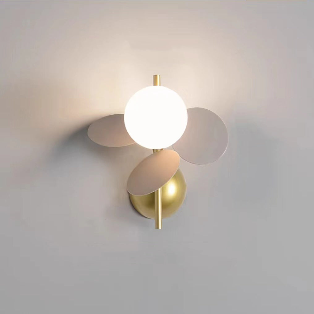 Applique murale 1 lumière en PVC avec abat-jour en verre boule scandinave contemporain pour salle à manger 