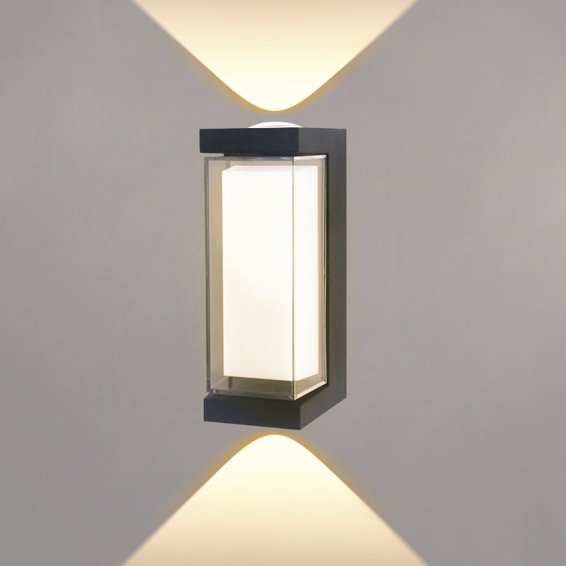 مصباح حائط خارجي LED مقاوم للماء من البلاستيك بتصميم بسيط ومعاصر للحديقة 