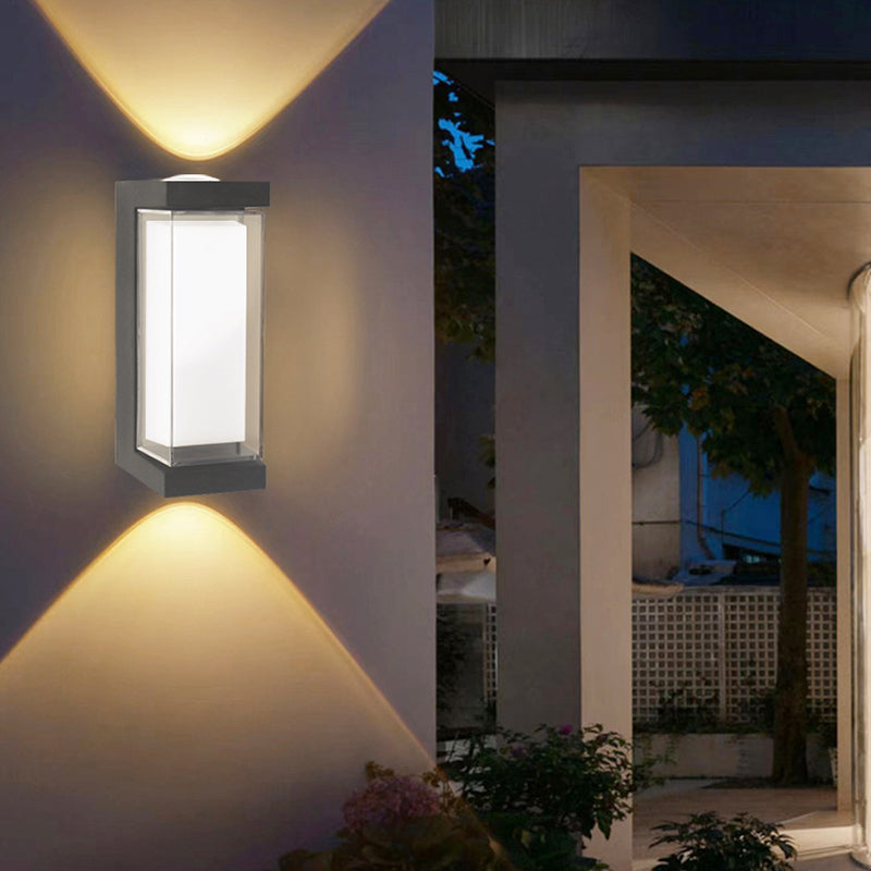 مصباح حائط خارجي LED مقاوم للماء من البلاستيك بتصميم بسيط ومعاصر للحديقة 