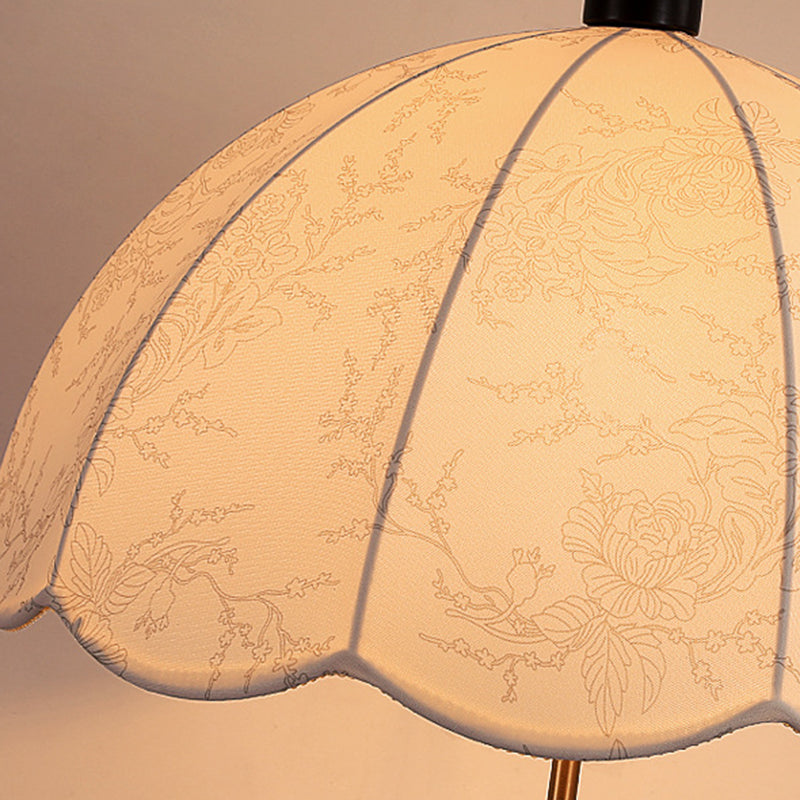 Lampe de sol contemporaine en bois et fer avec abat-jour rond en tissu rétro à 1 lumière pour salon 