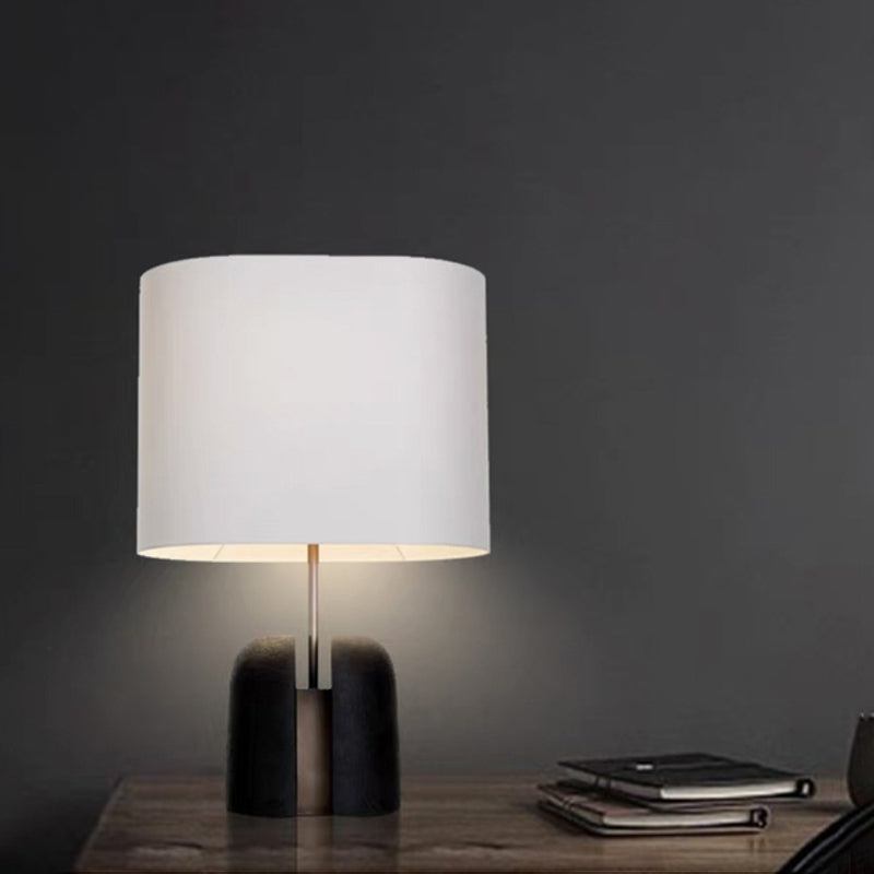 Pantalla redonda de tela europea tradicional lámpara de mesa de resina de 1 luz para dormitorio 