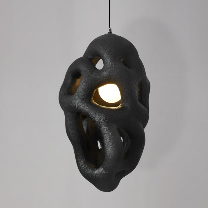 Traditionelle japanische Polystyrol-Unregelmäßige Ellipse Poröses Design 1-Licht Pendelleuchte für das Wohnzimmer 