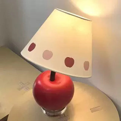 Zeitgenössische kreative geneigte Harz-Apfel-Stoffschirm 1-Licht-Tischlampe für das Schlafzimmer 