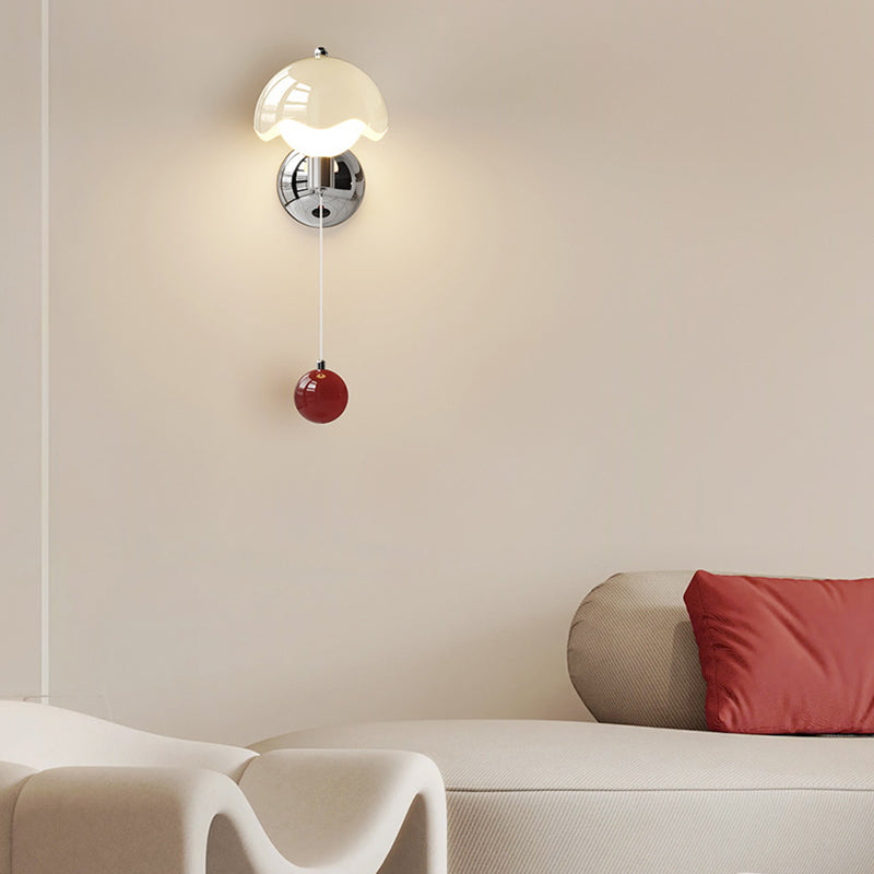 Zeitgenössische nordische Eisen PE runde Kugel LED Wandleuchte für Esszimmer 