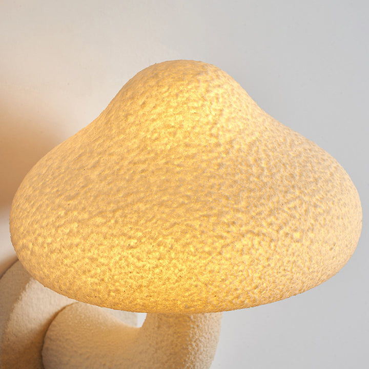 Applique murale 1 lumière en résine créative contemporaine avec abat-jour champignon en matériel pour le salon 