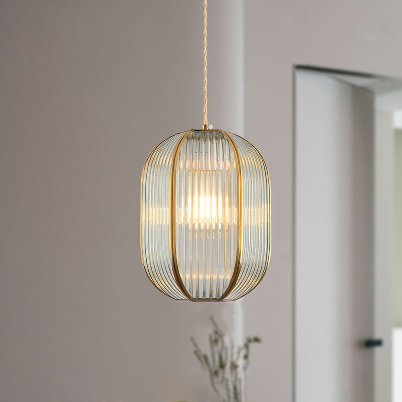 Zeitgenössische Luxus-Pendelleuchte mit vertikal gemustertem Glas, rundem Schirm und Kupfer, 1-Licht für Wohnzimmer 