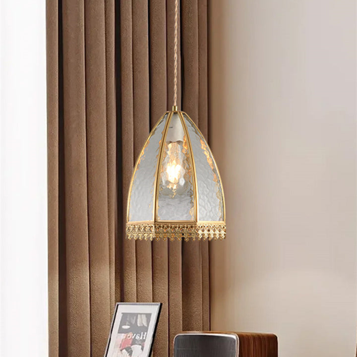 Zeitgenössische Luxus-Pendelleuchte mit vertikal gemustertem Glas, rundem Schirm und Kupfer, 1-Licht für Wohnzimmer 