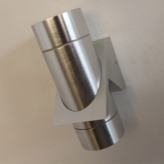Lámpara de Aplique de Pared LED Cilíndrica de Aluminio Minimalista Moderna con Iluminación LED Hacia Arriba y Abajo para Patio Exterior 