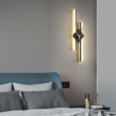 Modern Luxury Antler Aluminum Acrylic Long Strip LED Wall Sconce Lamp For Bedroom