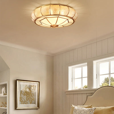 Plafonnier contemporain de luxe avec cadre en laiton, verre dépoli à grain vertical, rond à 4 lumières pour chambre à coucher 
