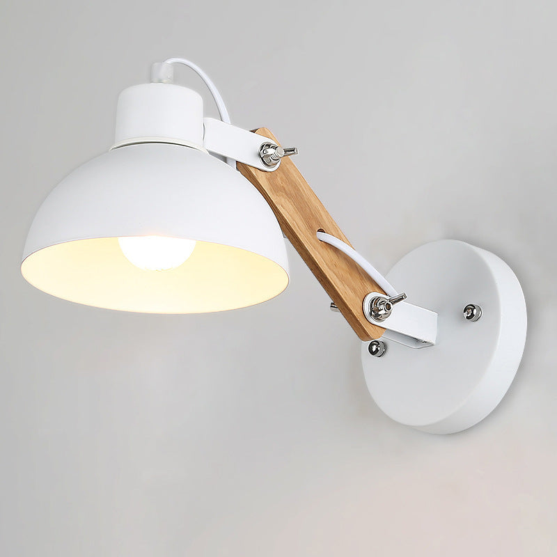Zeitgenössische Einfachheit Massivholz Eisen Halbkreis 1-Licht Wandleuchte für das Schlafzimmer 